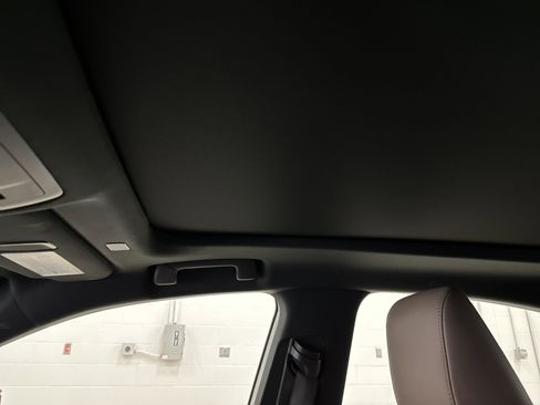 Used 2022 Lexus ES 350 w/ Premium Package image 28