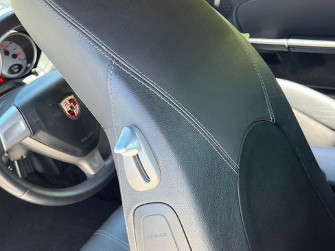 Used 2007 Porsche Cayman S RWD image 29