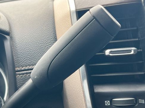 Used 2024 RAM 2500 Laramie image 19