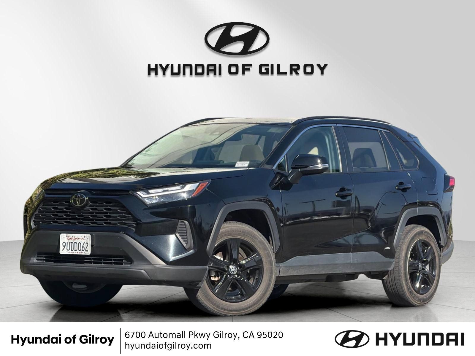 Used 2025 Toyota RAV4 XLE w/ Convenience Package AWD/4WD image 1