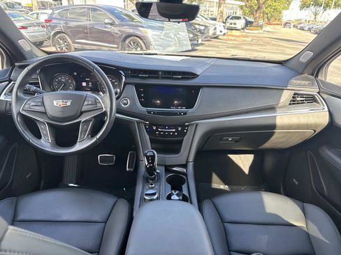 Used 2023 Cadillac XT5 Sportv w/ Technology Package image 14