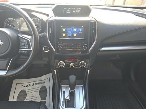 Used 2023 Subaru Forester Premium AWD/4WD image 15
