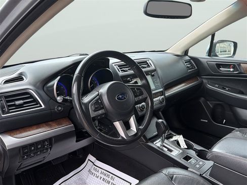 Used 2016 Subaru Outback 2.5i Limited AWD/4WD image 11