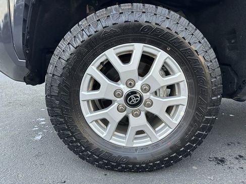 Used 2024 Toyota Tacoma SR5 image 12