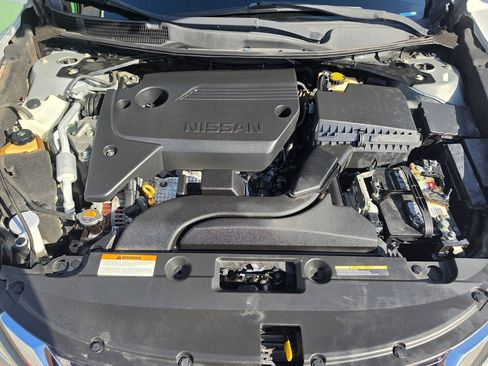 Used 2016 Nissan Altima 2.5 S w/ Power Driver Seat Package FWD image 45