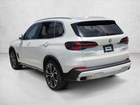 Used 2024 BMW X5 xDrive40i w/ Premium Package AWD/4WD image 7
