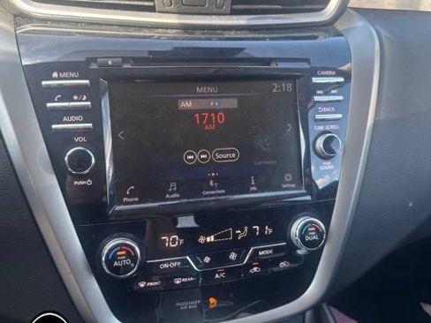 Used 2023 Nissan Murano S AWD/4WD image 9