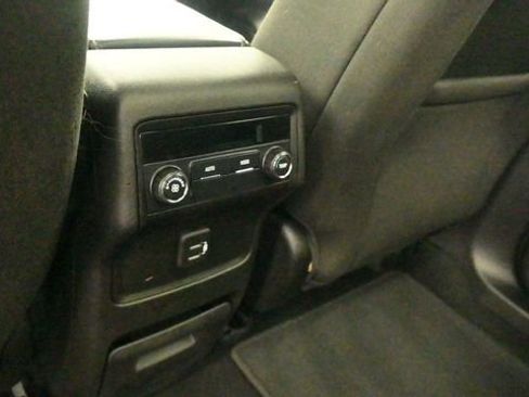 Used 2019 GMC Acadia SLE w/ Driver Alert Package I FWD image 12