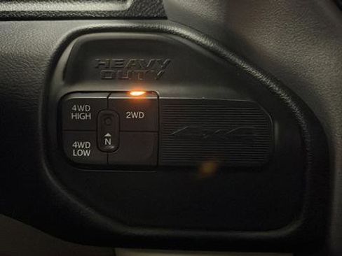 Used 2022 RAM 2500 Big Horn w/ Level C Equiment Group AWD/4WD image 32