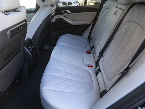 Used 2026 BMW X5 sDrive40i RWD image 15