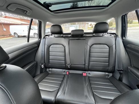 Used 2019 Volkswagen Golf Alltrack SEL image 22