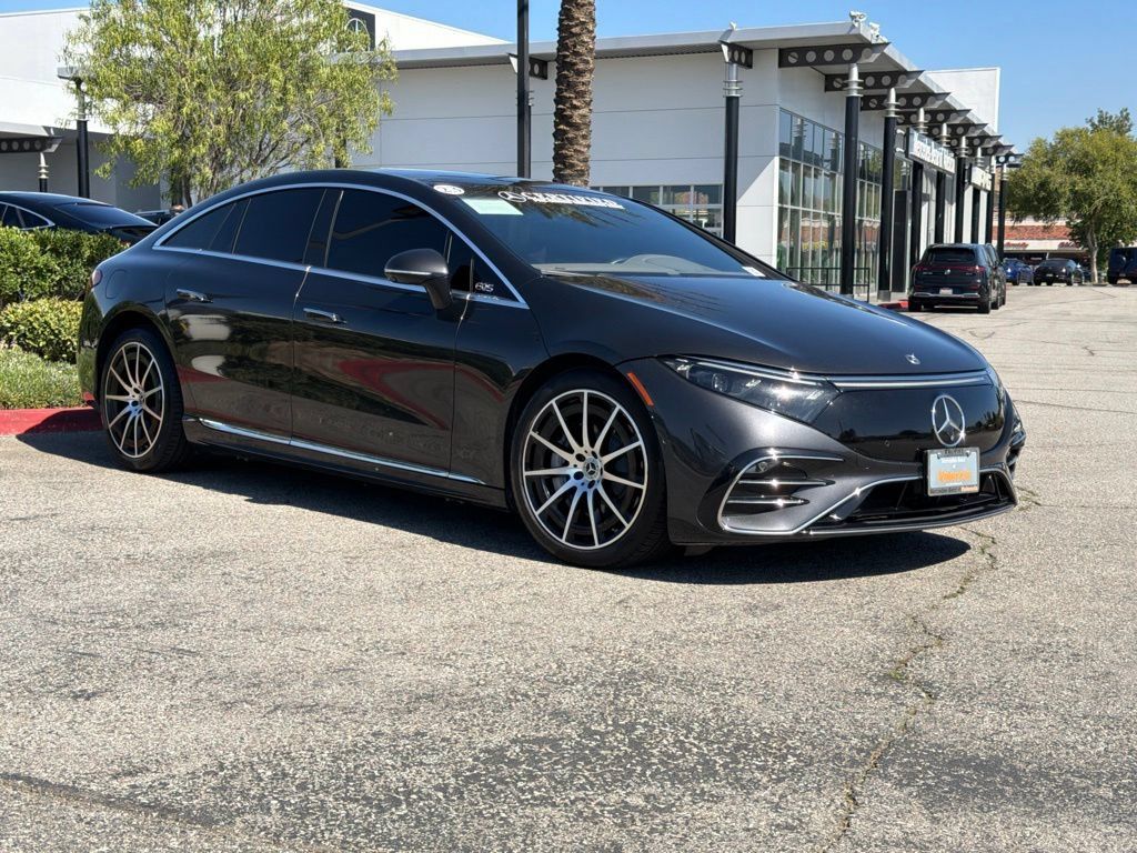 Used 2023 Mercedes-Benz EQS 580 4MATIC Sedan image 5