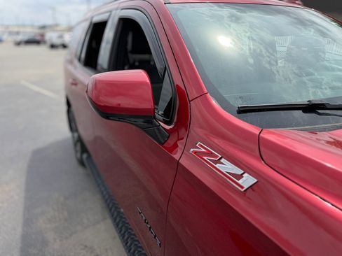 Used 2024 Chevrolet Tahoe Z71 AWD/4WD image 14