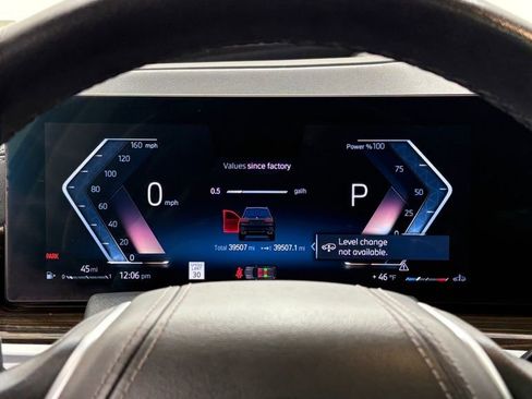 Used 2023 BMW X7 xDrive40i AWD/4WD image 42