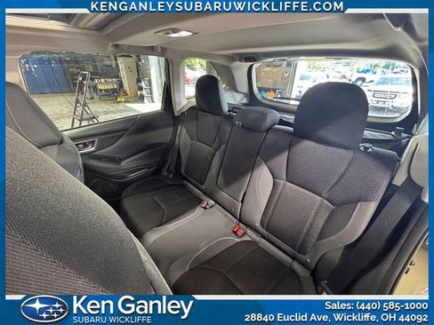 Used 2023 Subaru Forester Premium AWD/4WD image 21