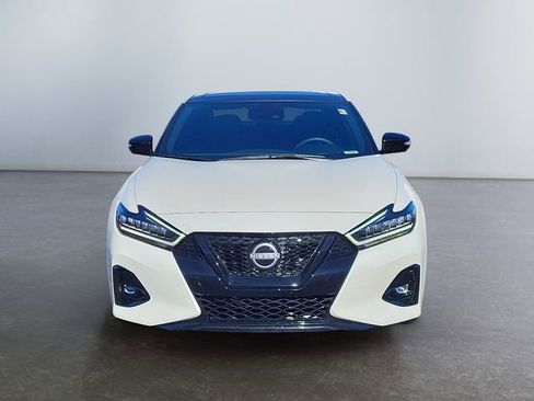Used 2023 Nissan Maxima SR w/ Sport Mat Group image 9