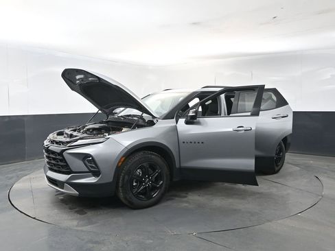Used 2023 Chevrolet Blazer LT w/ Midnight/Sport Edition AWD/4WD image 27