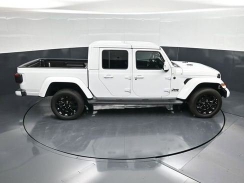 Certified 2023 Jeep Gladiator Overland image 54