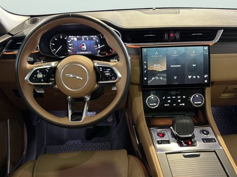 Used 2021 Jaguar F-PACE S AWD/4WD image 36