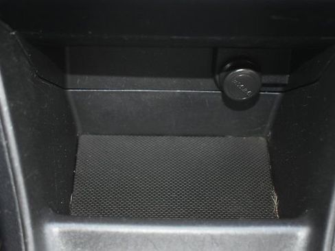 Used 2013 Subaru Crosstrek 2.0i Limited w/ Popular Pkg 2 image 25