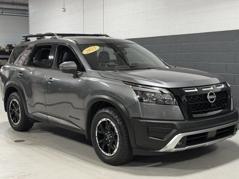 Used 2024 Nissan Pathfinder Rock Creek AWD/4WD image 2