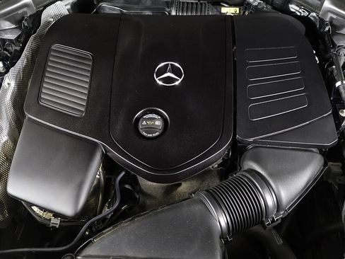 Used 2023 Mercedes-Benz GLC 300 4MATIC image 21