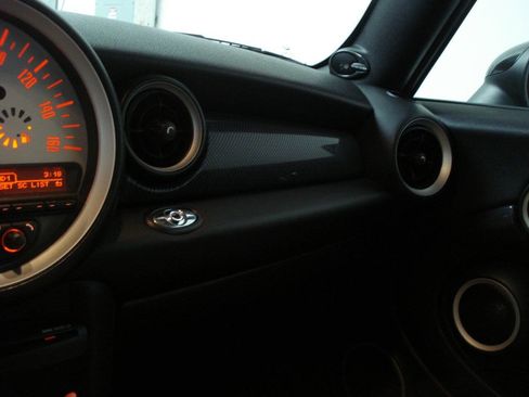 Used 2012 MINI Cooper S image 31