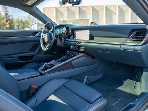 Used 2024 Porsche 911 Carrera RWD image 26