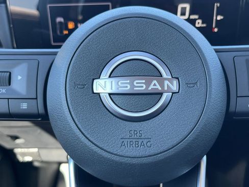 New 2026 Nissan Kicks SV w/ SV Premium Package image 5