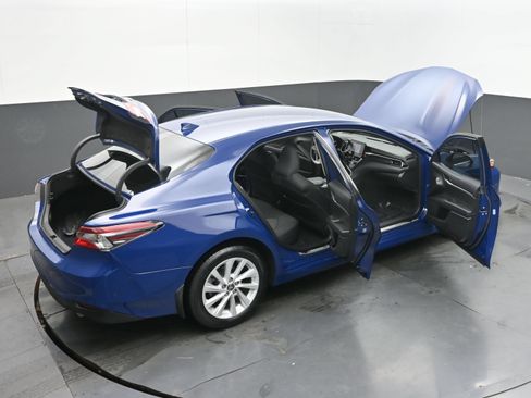 Used 2023 Toyota Camry LE FWD image 47