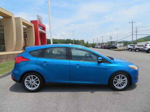 Used 2015 Ford Focus SE w/ Interior Protection Package image 2