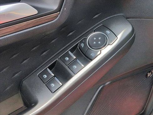 Used 2020 Ford Escape Titanium FWD image 13