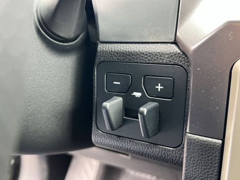 New 2025 Toyota Tacoma TRD Off-Road image 26