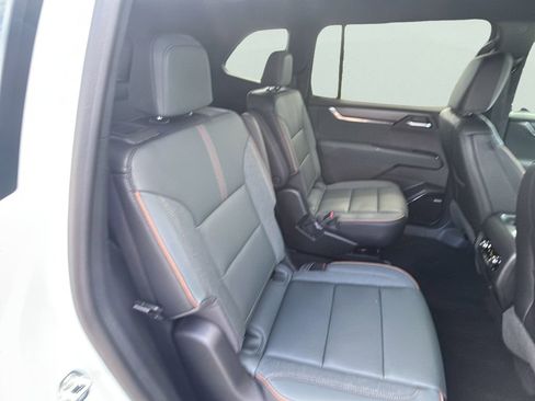 New 2026 GMC Acadia AT4 w/ Luxury Package AWD/4WD image 34