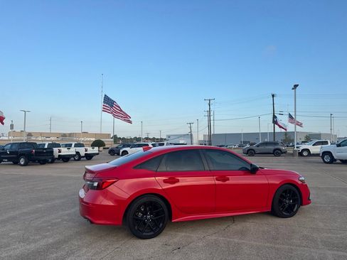 Used 2024 Honda Civic Sport image 25