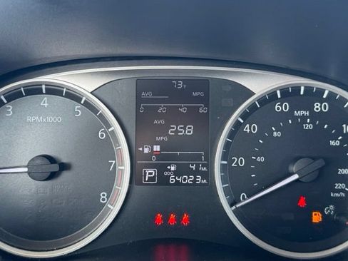 Used 2024 Nissan Kicks S FWD image 11