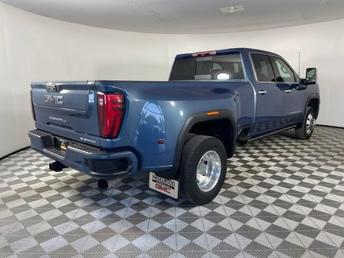 Certified 2024 GMC Sierra 3500 Denali Ultimate AWD/4WD image 26