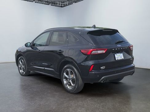 Used 2023 Ford Escape ST-Line w/ Tech Pack #1 AWD/4WD image 3