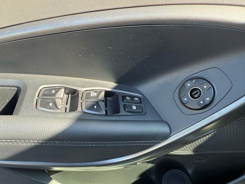 Used 2018 Hyundai Santa Fe Sport image 11