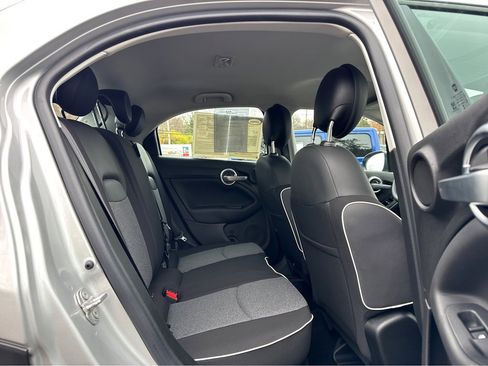 Used 2017 FIAT 500X Pop image 9