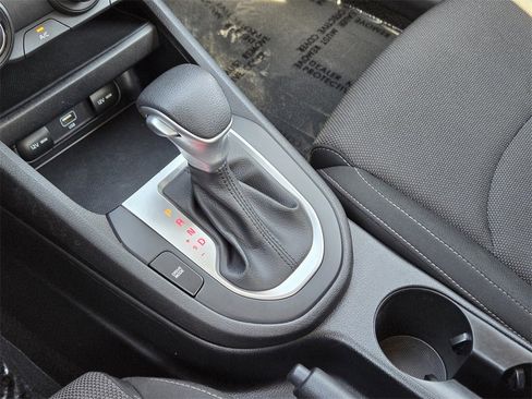 Certified 2023 Kia Forte LXS image 9