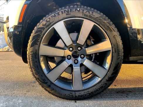 New 2026 Land Rover Defender 110 V8 image 11