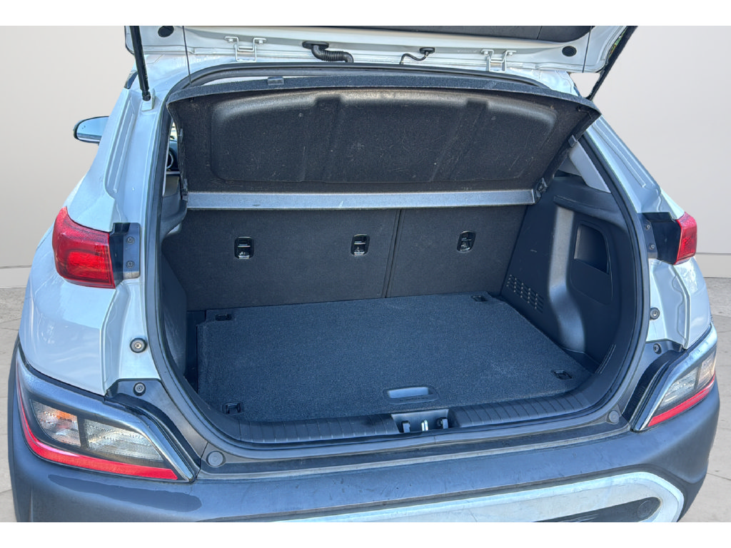 Used 2023 Hyundai Kona SEL w/ Cargo Package FWD image 18