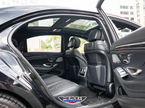 Used 2018 Mercedes-Benz S 560 Sedan image 19