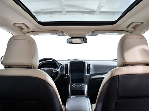 Used 2022 Ford Edge SEL w/ Convenience Package image 17