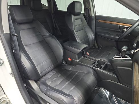 Used 2018 Honda CR-V Touring image 15