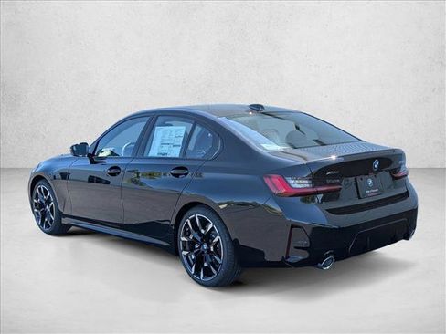 New 2026 BMW 330i xDrive Sedan w/ M Sport Package AWD/4WD image 4