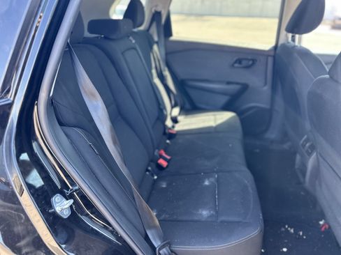 Used 2023 Nissan Rogue S AWD/4WD image 12
