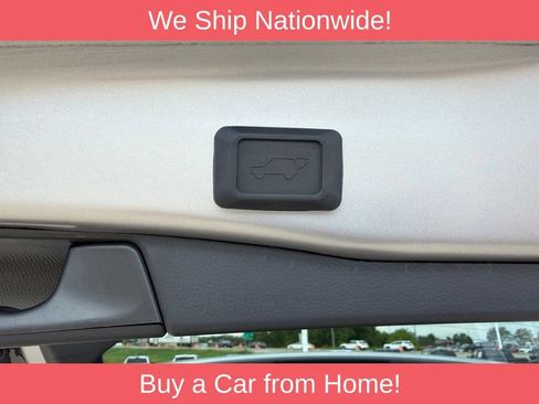 Used 2021 Toyota RAV4 XLE w/ Convenience Package AWD/4WD image 16