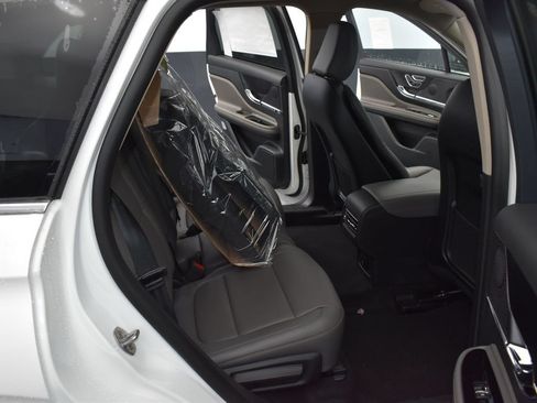 New 2025 Lincoln Corsair Grand Touring AWD/4WD image 13
